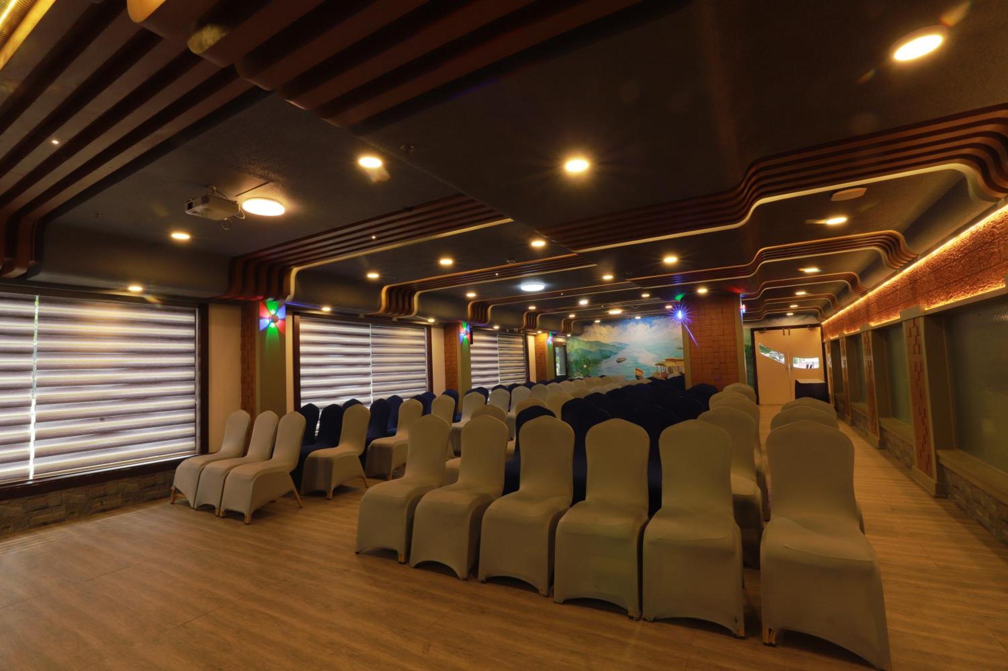 Bhavanam Regency Guruvayoor Guruvāyūr Eksteriør billede