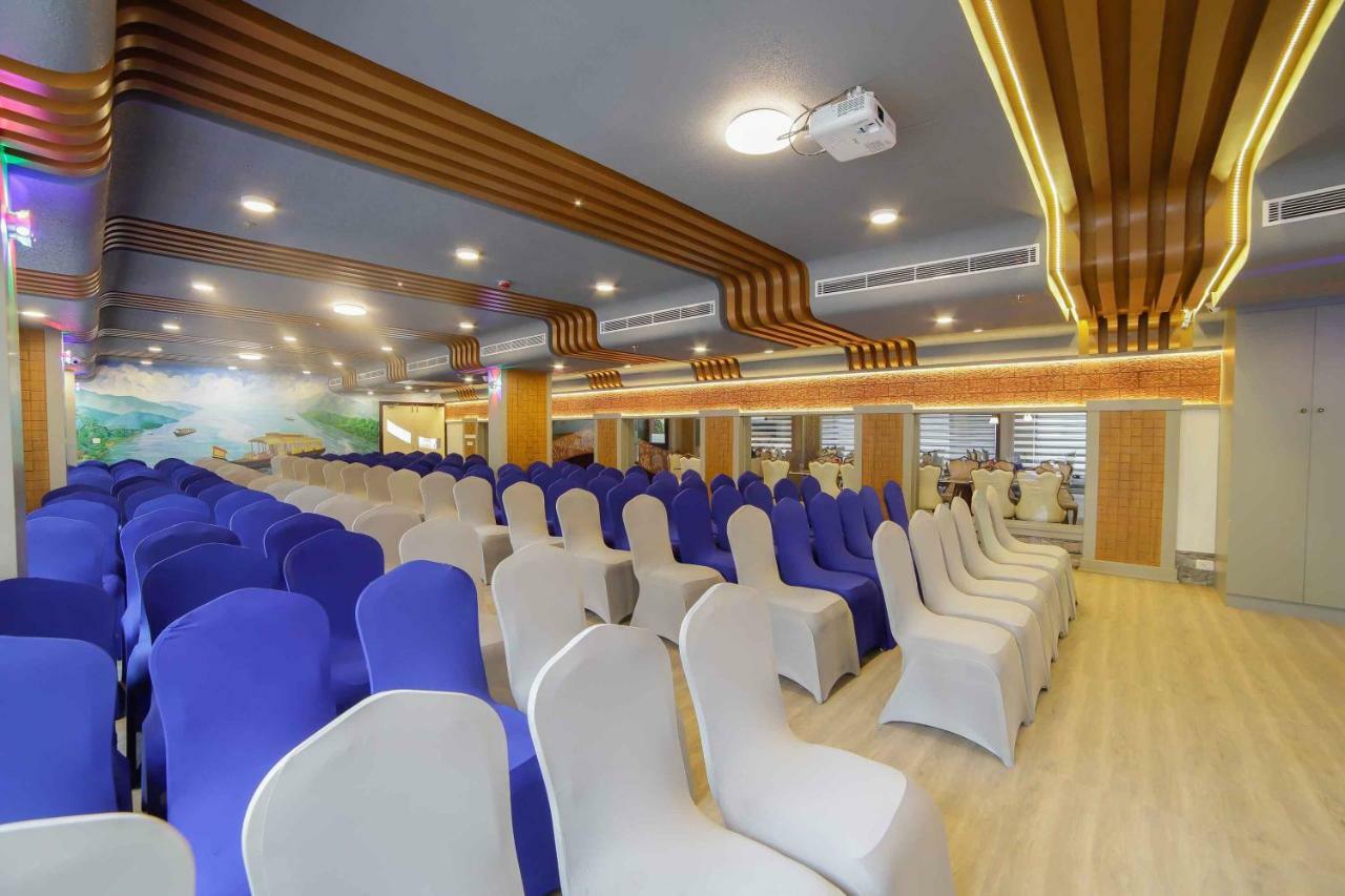Bhavanam Regency Guruvayoor Guruvāyūr Eksteriør billede